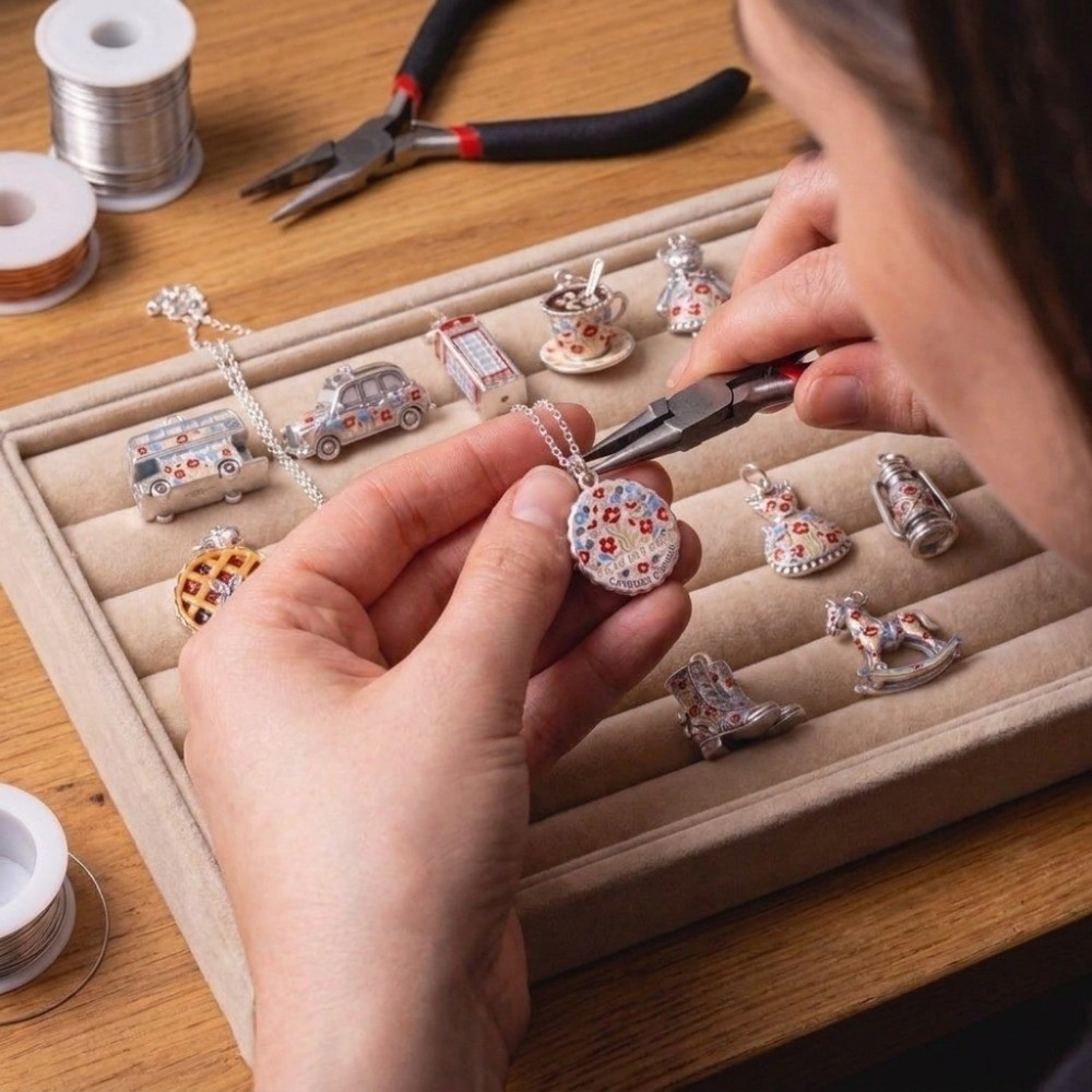 Leuke roestvrijstalen cartoonh - Jewelry Making London recensie en prijs